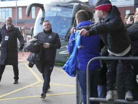 „Vandalizarea casei părinților”