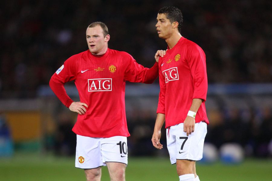 Wayne Rooney și Cristiano Ronaldo, pe vremea când erau coechipieri la Manchester United Wayne Rooney și Cristiano Ronaldo la Manchester United