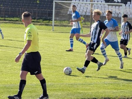 După 7 luni, meciul suspectat de blat pentru pariuri ajunge în sfârșit la Comisia de Disciplină » „Când președintele își dă sacoul jos, e semn că vom încasă gol!”. Rezumatul este uluitor: „Impresionant, ce greșeli!”