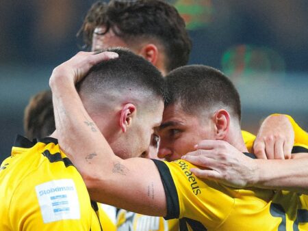 Răzvan Marin, esențial pentru AEK, în prima partidă după revenirea spectaculoasă cu Craiova