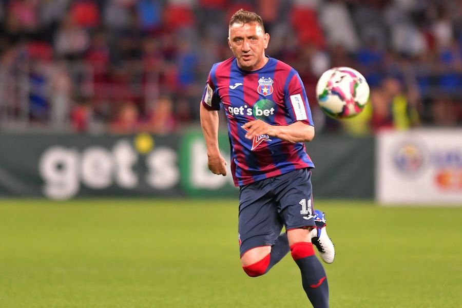 Apariție rară: Fost la roș-albaștri și la Dinamo, Dennis Șerban și-a ales favorita: „Cu ea țin, normal!”