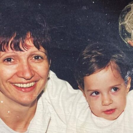 „O nouă stea” tricoloră: fiica unei jucătoare care a marcat 2043 de goluri pentru naționala României