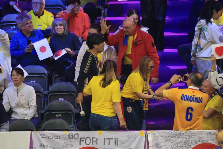 Imagini de la meciul Japonia - Croaţia