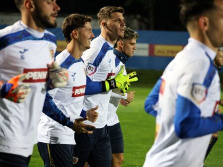 „De ce întârzie ofertele? Pierdem vremea!”