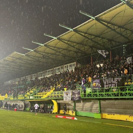 „Citat din Eugeniu Carada: Bannerul surprinzător de la meciul din Cupă – „Pentru o Românie liberă…”