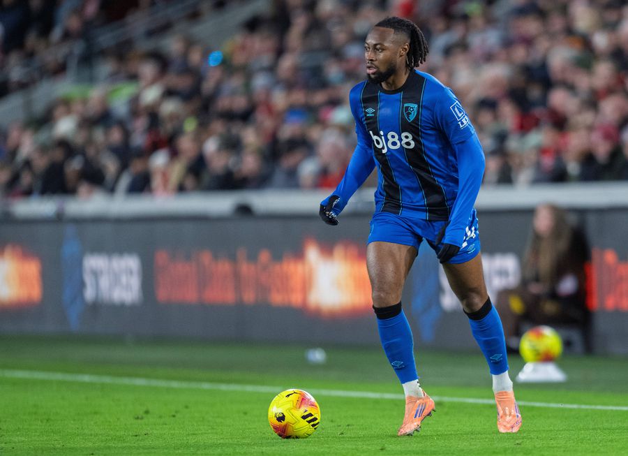 Manchester City și Liverpool se luptă pentru semnătura noului star din Premier League