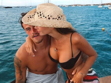 Cel mai bun portar din Serie A a fost ales, dar nimeni nu l-a mai remarcat când soția sa a sosit…