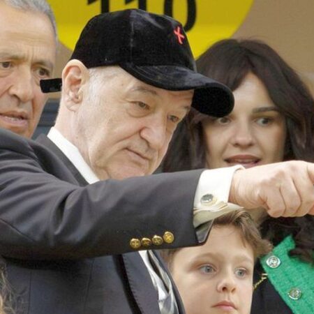 Episod uluitor: Gigi Becali a discutat cu antrenorul FCSB în timpul derby-ului: „Mi-a cerut să-l schimb”