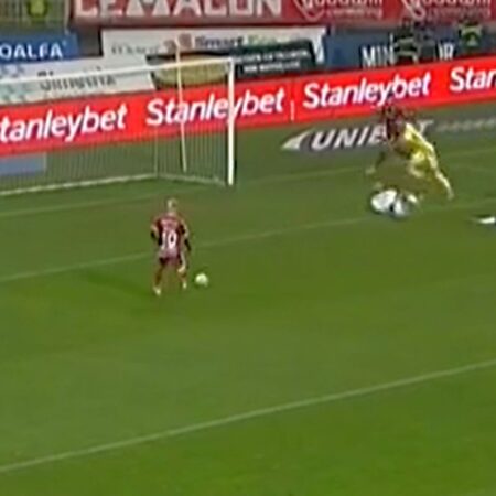 „Ratarea secolului” la Botoșani – Rapid » Momentul care va face înconjurul lumii! Șocant cum a ratat Petrila poarta goală.