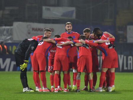 Câte modificări a efectuat FCSB în pauza meciului cu Unirea Slobozia