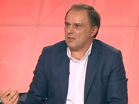 „Dacă faci asta acum, în aprilie vei plânge”