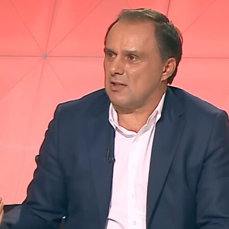 „Dacă faci asta acum, în aprilie vei plânge”