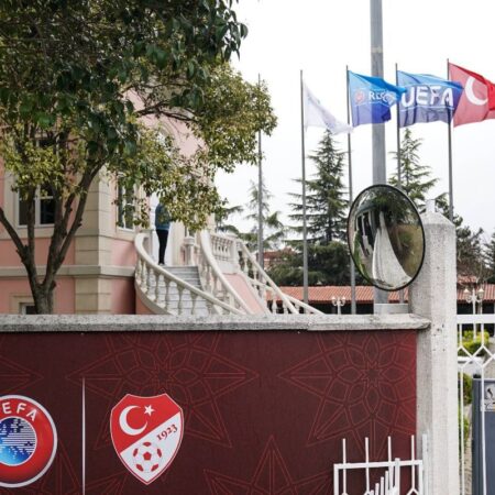 Al doilea val de arestări în scandalul pariurilor! 29 de fotbaliști, dintre care doi activează la Galatasaray și Fenerbahce