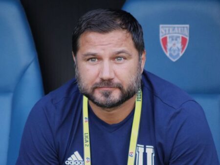 Patru antrenori români au obținut licența PRO! Unul dintre ei pregătește deja o echipă din Superligă.