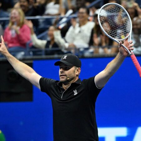 „Am primit un smoothie neapetisant, plin de spumă”