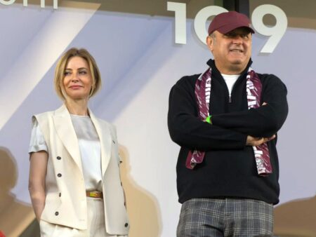 „Este un impostor!” » Respinge vehement acuzația că și-ar fi influențat soțul să cumpere Rapid pentru a-și face copiii fotbaliști