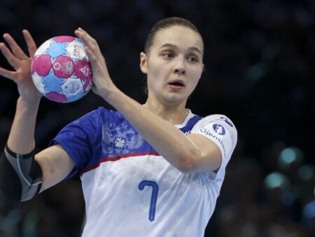 CSM încheie anul cu stil: una dintre cele mai faimoase handbaliste ale lumii sosește în România!