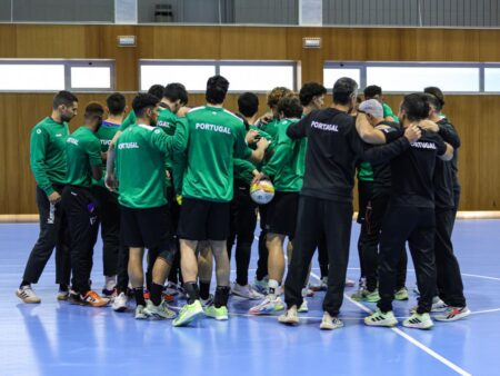 Naționala antrenată de tehnicianul de la Dinamo București a făcut public lotul pentru Euro 2026.