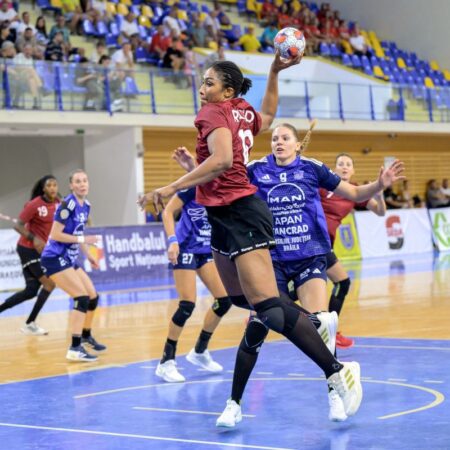 Anunț-ȘOC în „Liga Florilor” » Candidata la cupele europene a renunțat la antrenor