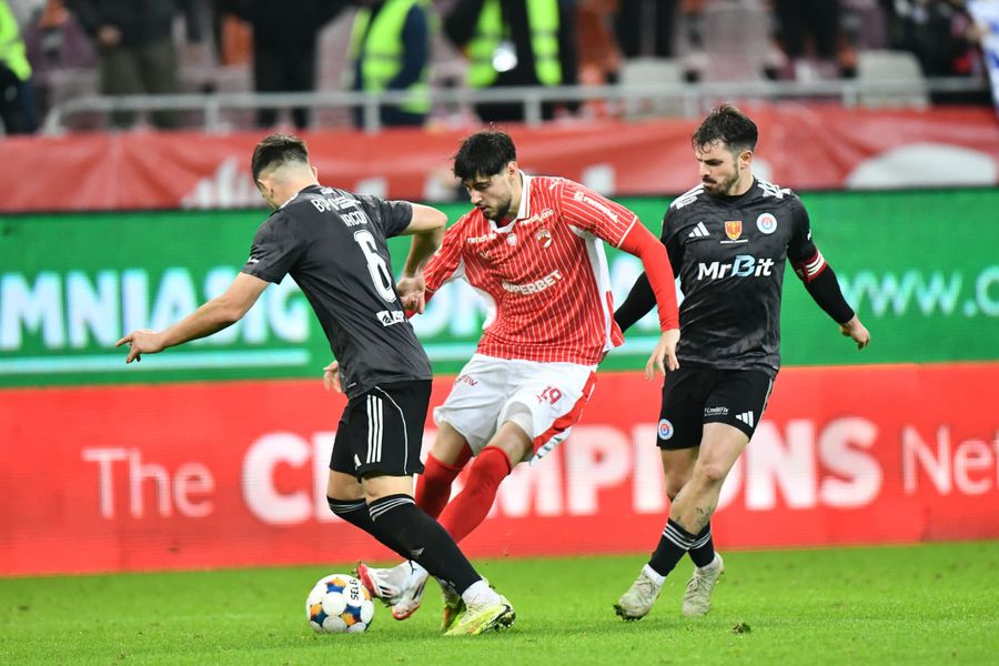 Adrian Mazilu, în Dinamo - Oțelul / Foto: Cristi Preda GSP Adrian Mazilu despre mentalitatea de învingător