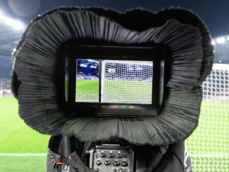 Misiune provocatoare diseară, pentru Derby-ul României! Rivalul se confruntă cu un gigant.