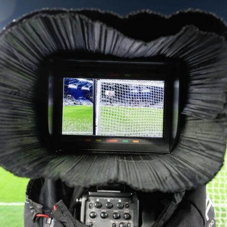 Misiune provocatoare diseară, pentru Derby-ul României! Rivalul se confruntă cu un gigant.