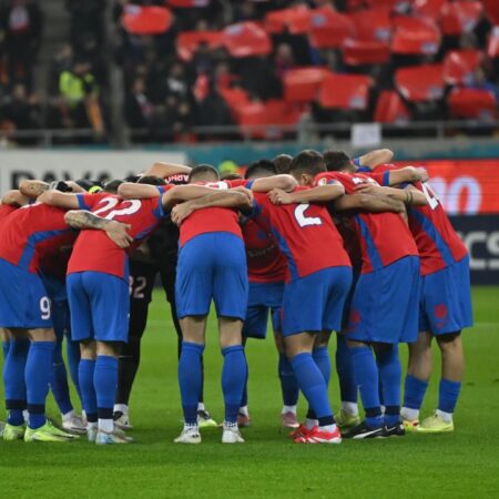 Ilie Dumitrescu a evidențiat doi jucători de la FCSB în timpul pauzei meciului cu Rapid: „S-au distanțat clar de restul!”