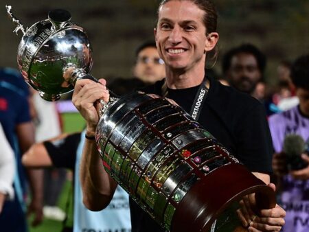 Filipe Luis a semnat! Declarația echipei sale