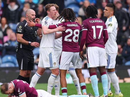 A sosit factura! Sancțiunea aplicată jucătorului care a scuipat în direcția fanilor inamici.