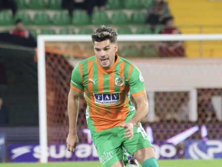 Ianis Hagi, jucătorul meciului! Performanță remarcabilă a „Prințului” în Turcia