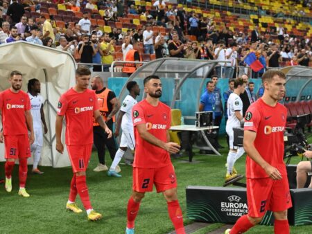 A fost dorit atât de CFR Cluj, cât și de Universitatea Craiova, dar a optat pentru FCSB și a eșuat: ”Nu poți refuza!”