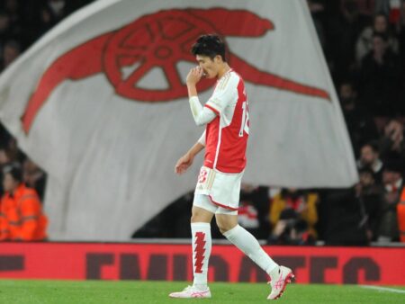 Cel mai valoros fotbalist liber de contract a fost prezentat la noua sa echipă