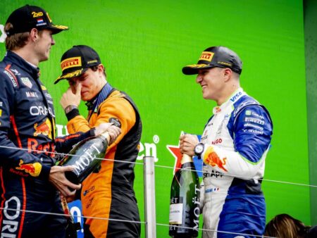 Surpriză la Red Bull Racing! Max Verstappen a descoperit cine îi va fi coleg în 2026.