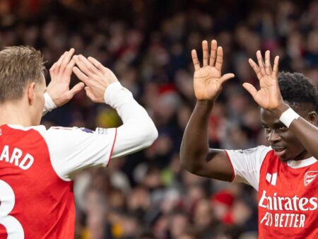 Aston Villa – Arsenal, ora 14:30, LIVE pe VOYO. ”Tunarii” își continuă drumul spre titlu.