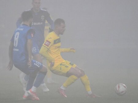 Fostul atacant al FCSB a înscris în ultimul meci din 2025, dar echipa sa a suferit o înfrângere clară pe teren propriu.