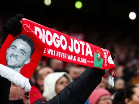 Emoție pe Anfield: copiii lui Diogo Jota, pe teren alături de Van Dijk în confruntarea dramatică dintre Liverpool și Wolves