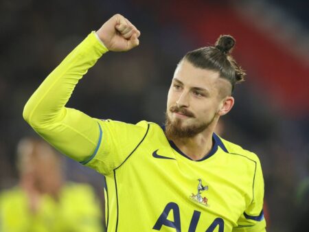 Surpriză mare după întoarcerea la Tottenham: „Radu Drăgușin a confirmat! Transferul este în curs de finalizare”