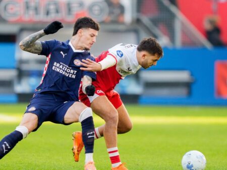 Dennis Man, înjurat de colegii de la PSV! Ce le-a spus și de ce.