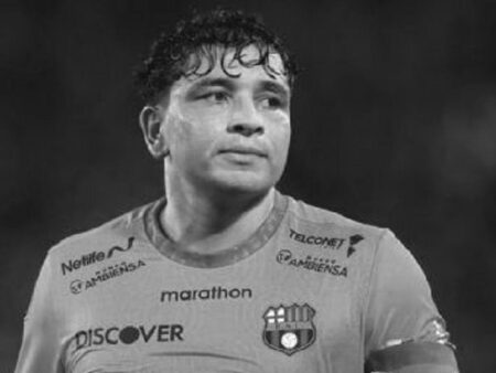 Tragic! Fostul internațional a decedat la doar 33 de ani, după ce a fost împușcat.