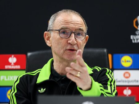 Antrenorul ce urma să preia Rapidul, obligat să părăsească Celtic, deși obținuse șapte victorii din opt meciuri!