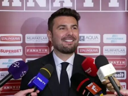 Adrian Mutu, pregătit să conducă Fiorentina! TMW anunță că „Briliantul” revine pe banca tehnică alături de Prandelli într-un trio de poveste.