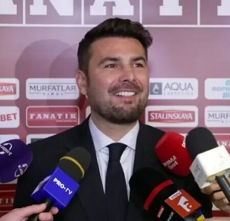 Adrian Mutu, pregătit să conducă Fiorentina! TMW anunță că „Briliantul” revine pe banca tehnică alături de Prandelli într-un trio de poveste.