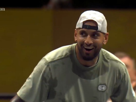 „Am uitat, scuze!” Momentele în care Sabalenka l-a lăsat fără cuvinte pe Kyrgios, în „Bătălia Sexelor,” sub ochii lui Ronaldo și Kaka.