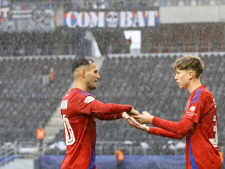 Cine este tânărul de 14 ani care a debutat la Steaua în ultima partidă din Liga 2? Tatăl său a evoluat la Petrolul Ploiești.