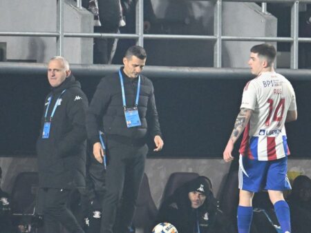Costel Gâlcă critică arbitrajul după Rapid – Oțelul 0-2: „Decizii greșite! De ce mai există VAR?”