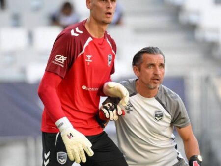 Antrenorul lui Bordeaux, suspendat un an de federatia franceză! Care este cauza?