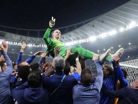 „Duckadam din Urali”! Nota lui Matvey Safonov după cele 4 penalty-uri apărate în PSG – Flamengo