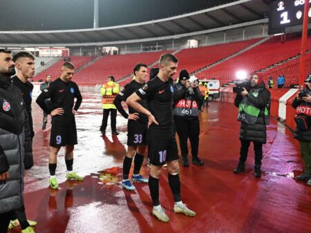 Fanii FCSB au surprins! Jucătorii sunt avertizați, dar aleg o strategie diferită pentru derby-ul cu Dinamo.