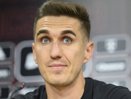 Bogdan Vătăjelu, în cărți pentru Superliga! Cu ce echipă poartă discuții